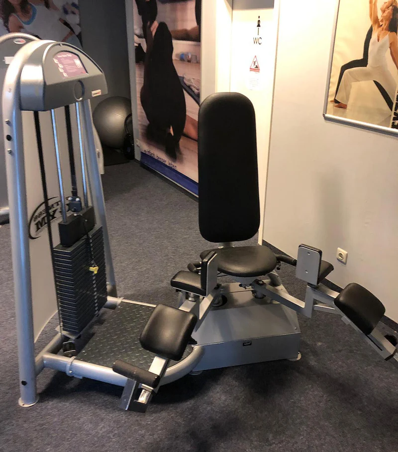 Proxomed Compass 530 medizinisches Kraftgeräteset, 26 Trainingsgeräte Proxowell C-Well, gebraucht - überholter Zustand