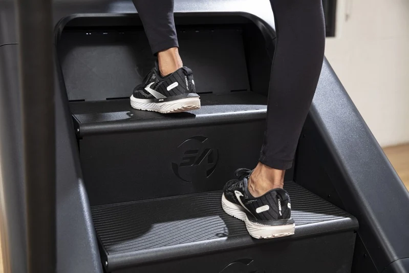 SportsArt ECO-POWR Status Line Stair Climber G778
