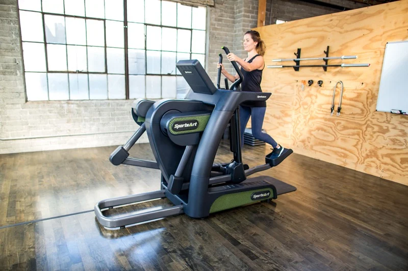 SportsArt ECO-POWR Status Line Verso Crosstrainer G886