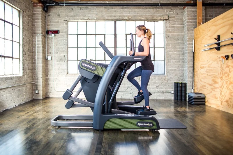 SportsArt ECO-POWR Status Line Verso Crosstrainer G886
