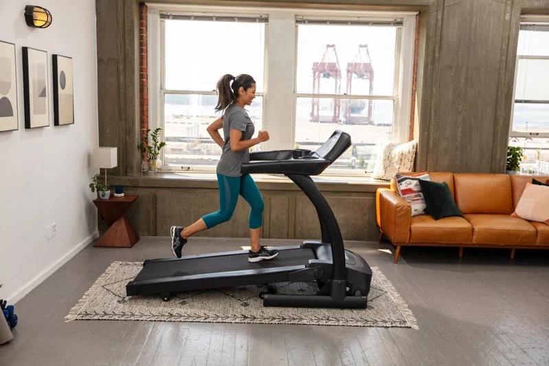 SportsArt Residential Laufband TR22F