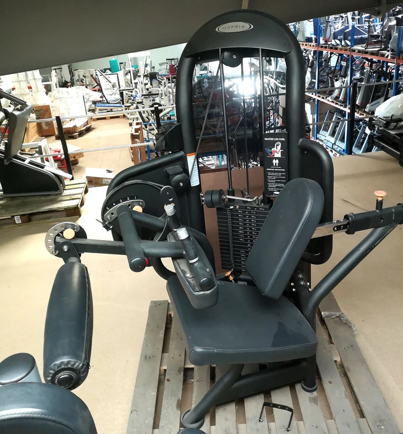 Matrix Aura G3-S72 Beinbeuger sitzend, Leg Curl, Farbe Schwarz oder Silber, gebraucht - überholter Zustand