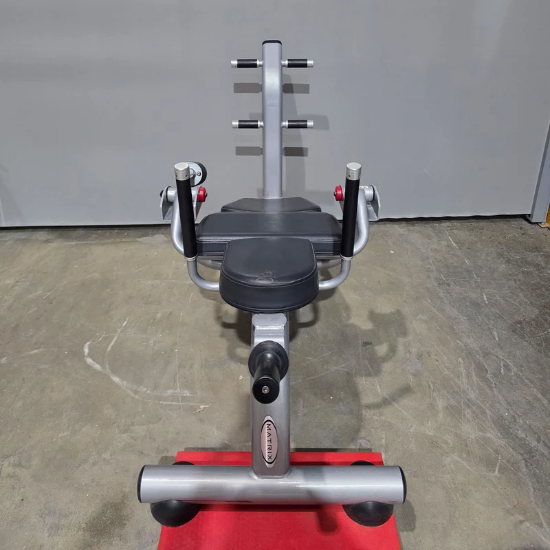 Matrix Aura G3-PL50 Bauchbank Klappmesser, Bauchmuskelmaschine Plate loaded, Ab Crunch Bench, Farbe Silber, gebraucht