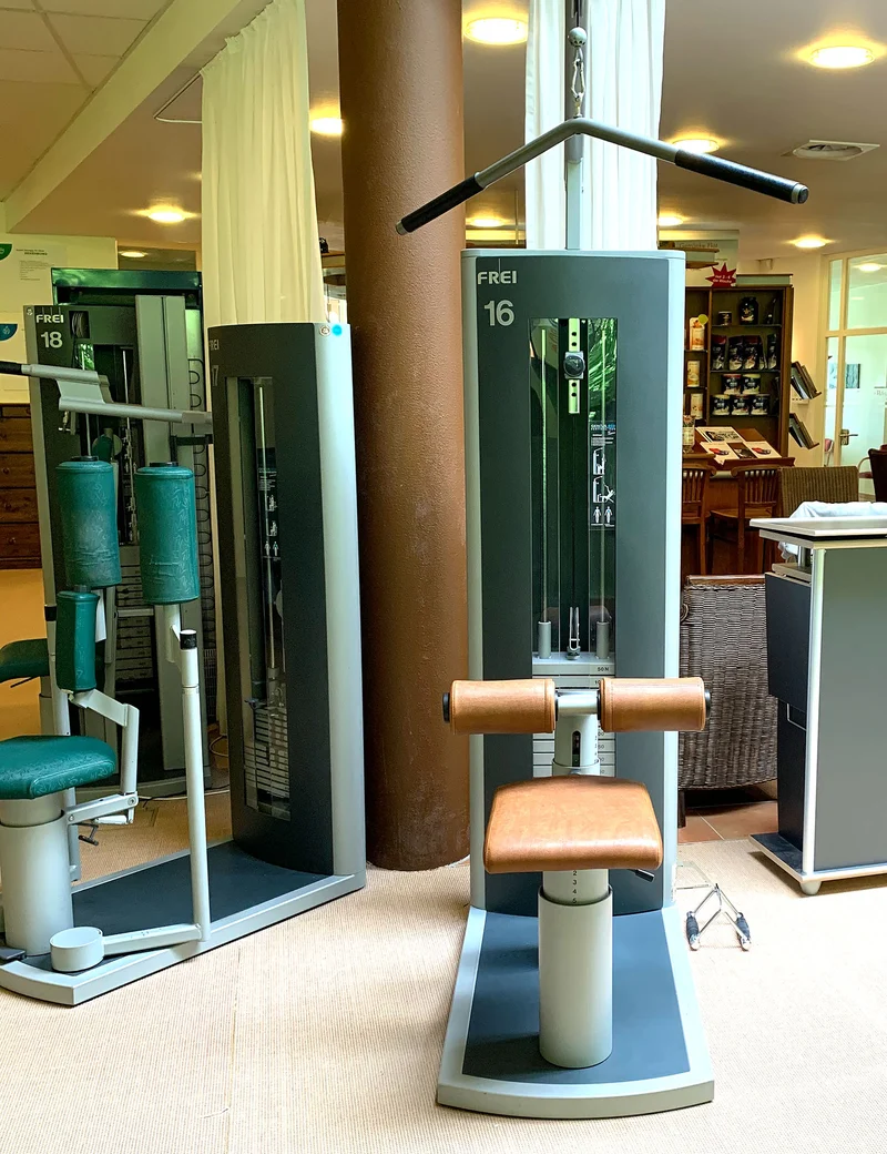 Frei Genius Eco, 16 Kraftgeräte im Set, MPG, KGG, MED Zulassung, Medical Physio Serie, Silber, gebraucht - überholter Zustand