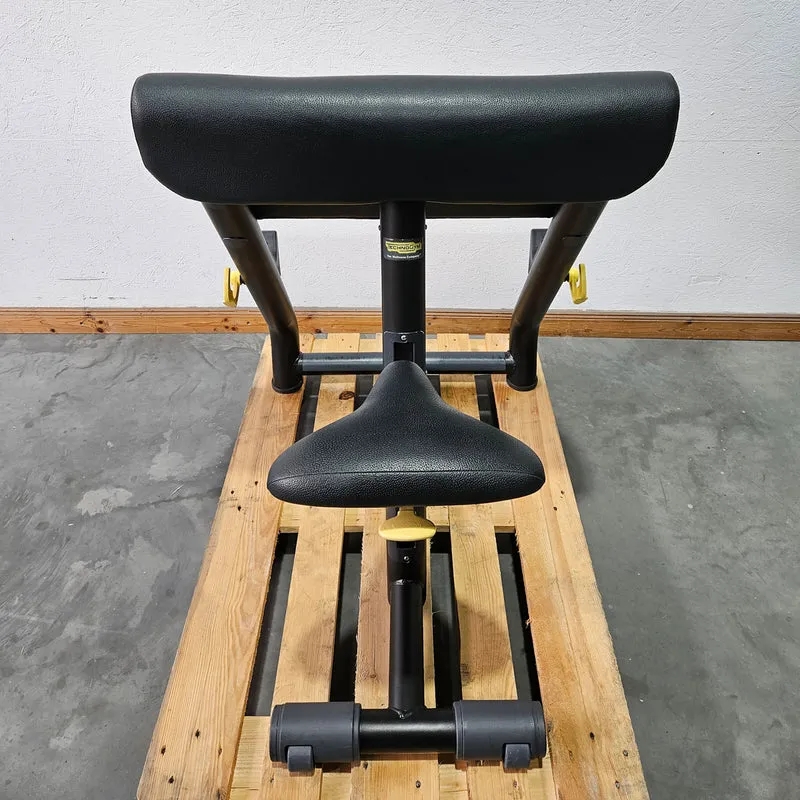 TechnoGym Scottcurl Bank, Scott bench, Bizeps Trainingsbank, Farbe Schwarz, Polster Schwarz, gebraucht - geprüfter Zustand