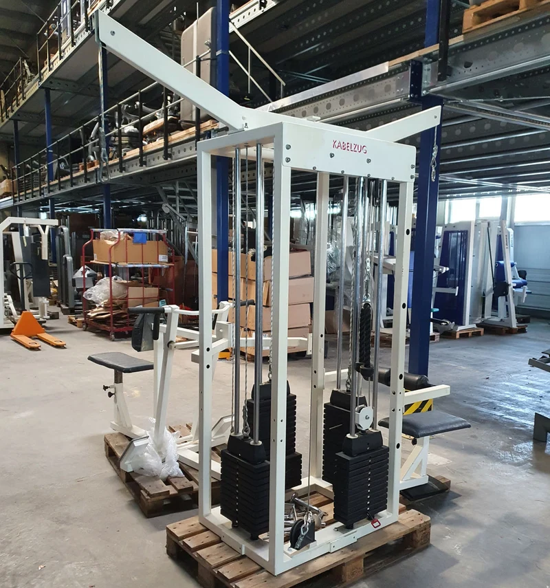 Sportesse 4 Stationenturm, 4 Stack Multi Station, große Gewichtsblöcke, Rahmenfarbe Weiß, gebraucht - geprüfter Zustand
