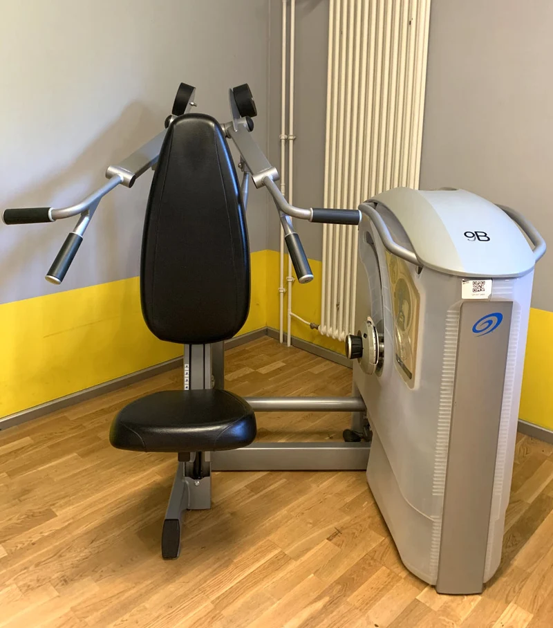 Nautilus One, 11 Kraftgeräte im Set, Nachfolger der legendären Nitro Fitness Serie, Silber, gebraucht - überholter Zustand