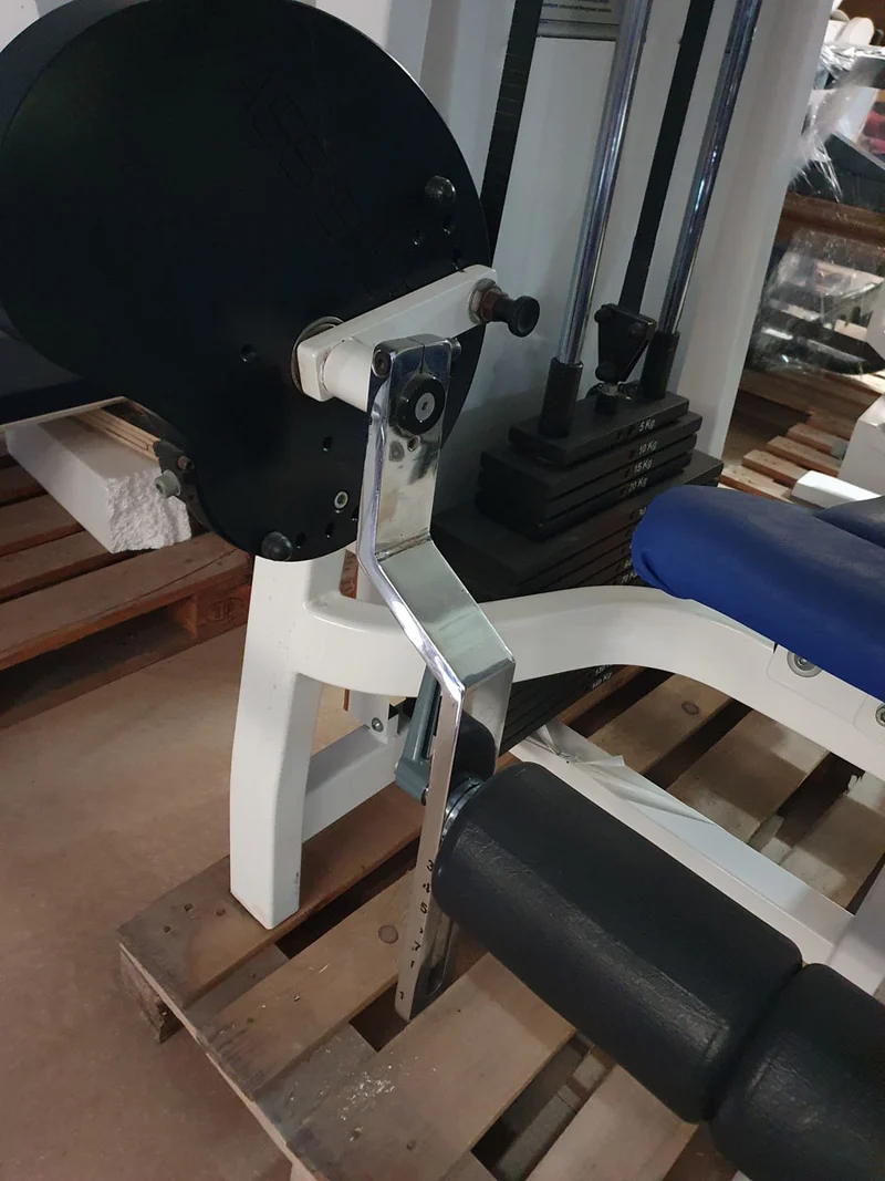 ASS-Sport Beinstrecker, Leg Extension, verstellbar, 140kg Gewichtsblock, Rahmen Weiß, Polster Blau, gebraucht - überholter Zustand