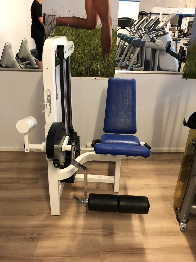ASS-Sport Beinstrecker, Leg Extension, verstellbar, 140kg Gewichtsblock, Rahmen Weiß, Polster Blau, gebraucht - überholter Zustand