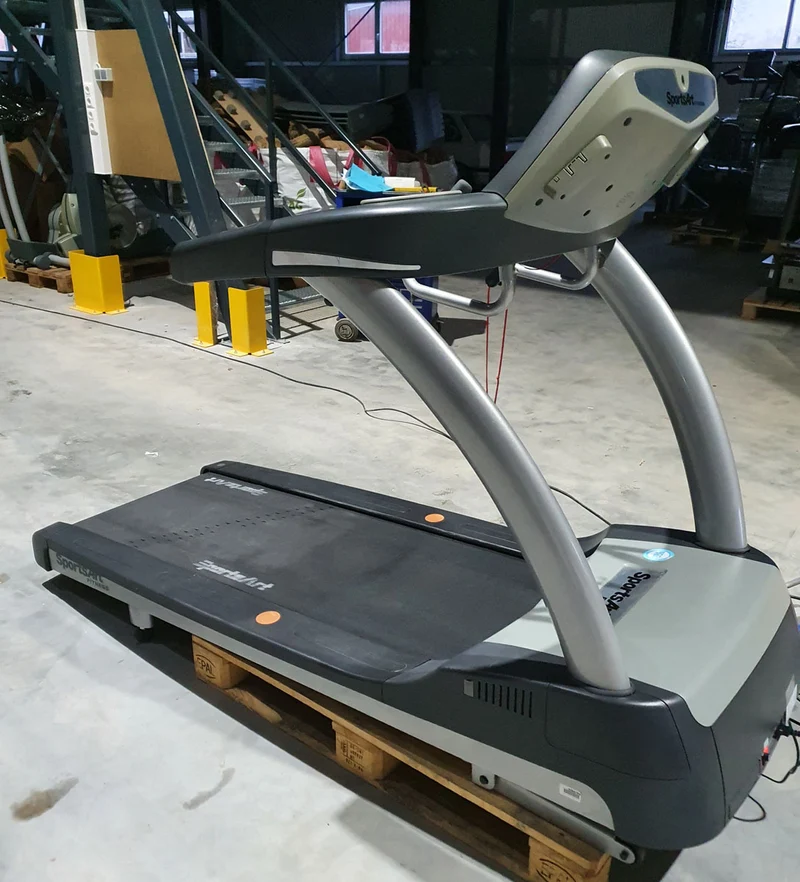 SportsArt Laufband, T652 Commercial Treadmill, Rahmen Silber-Schwarz, gebraucht - überholter Zustand