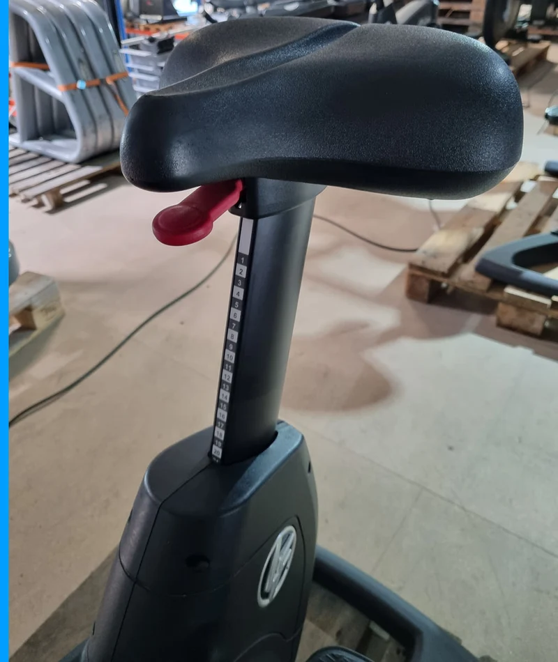Life Fitness Ergometer Lifecycle, Elevation Series, Discover Si Konsole Touch, gebraucht - überholter Zustand