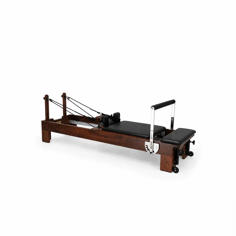 The Virtù Line Reformer NOCE NERA