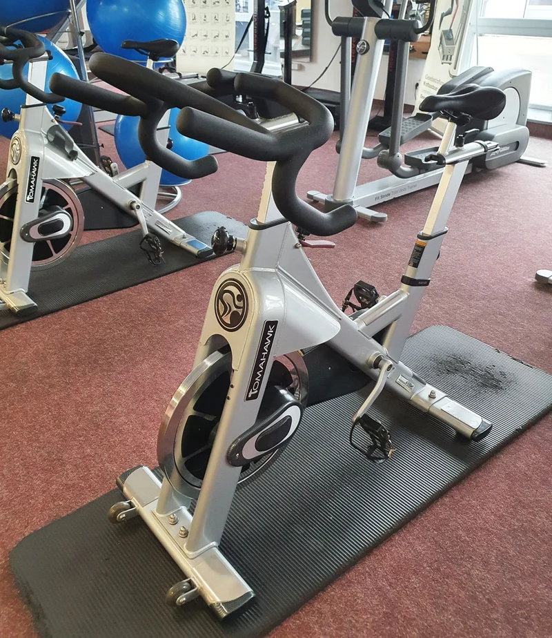 Tomahawk Indoor Cycle Bike S-Serie, Silber, gebraucht - geprüfter Zustand