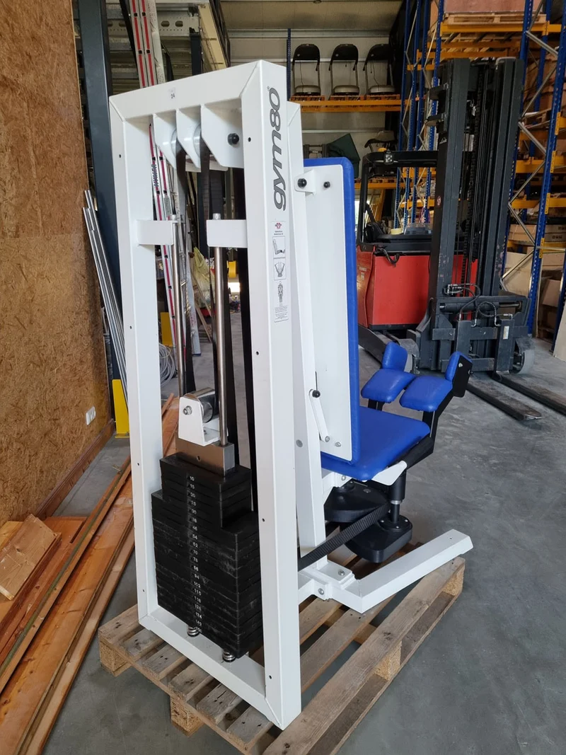 Gym80 Abduktorenmaschine, Hip Abductor, Rahmenfarbe Weiß, Polsterfarbe Blau, gebraucht - überholter Zustand