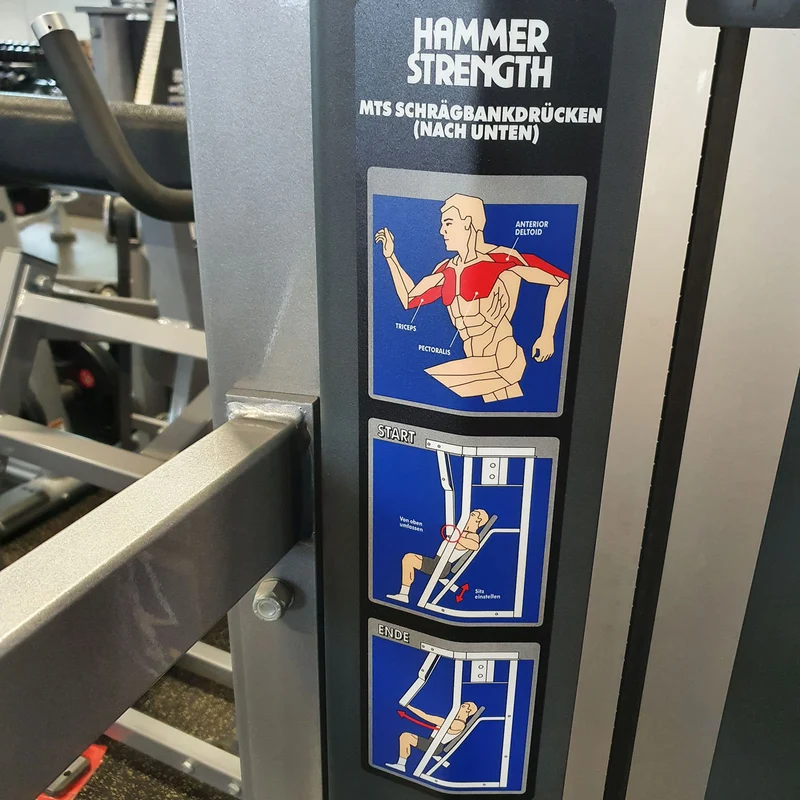 Hammer Strength MTS Schrägbankdrücken Maschine ( nach unten ) - Iso-Lateral Decline Press, Rahmenfarbe Silber, gebraucht - überholter Zustand