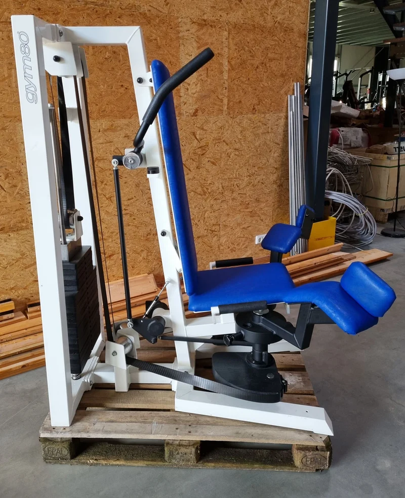 Gym80 Adduktorenmaschine, Hip Adductor, Rahmenfarbe Weiß, Polsterfarbe Blau, gebraucht - überholter Zustand