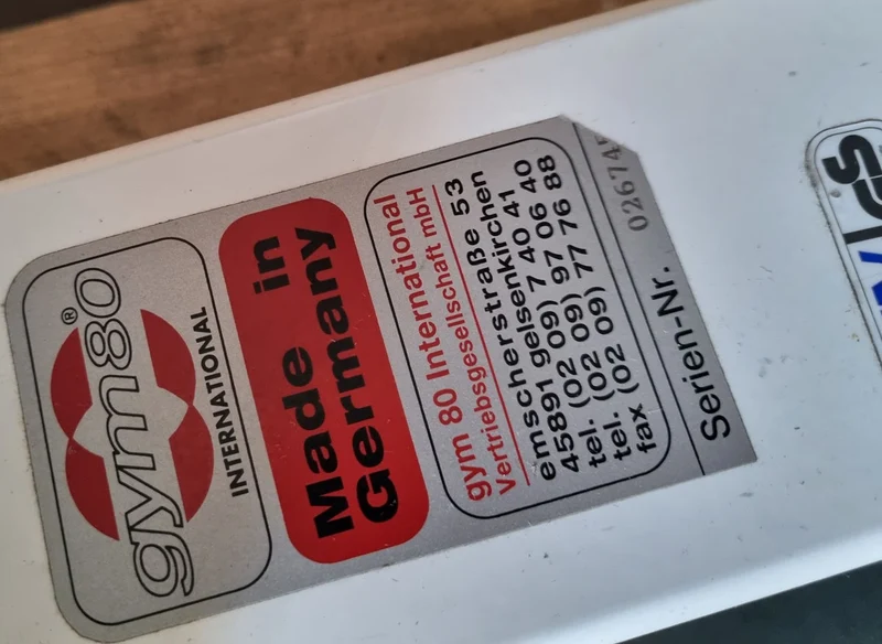 Gym80 Adduktorenmaschine, Hip Adductor, Rahmenfarbe Weiß, Polsterfarbe Blau, gebraucht - überholter Zustand