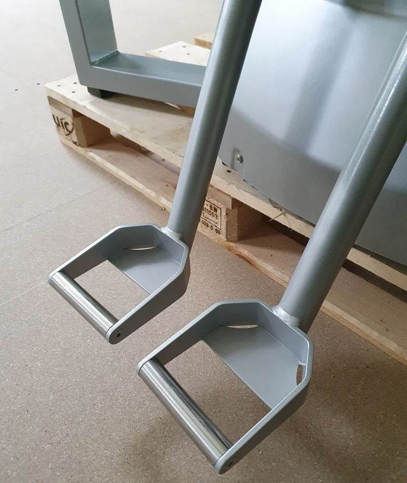 Milon Premium Adduktoren - Abduktorenmaschinen, Hip Abductor and Adductor, 2 Geräte im Set, Gehäuse Aluminium gebürstet, gebraucht - überholter Zustand