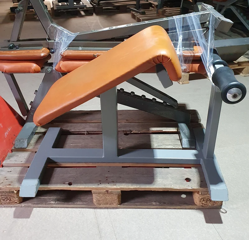 Gym80 Bauchmuskelsitz, Bauchbank, Roman Chair, Polster Orange, Rahmenfarbe Silber, gebraucht - überholter Zustand