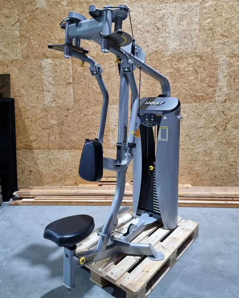 Hoist Dual Series Butterfly und Butterfly Reverse - 2 in 1 Kombimaschine, HD-3900 mit drehbaren Griffen, Rahmenfarbe Silber, Polsterfarbe Schwarz, gebraucht - überholter Zustand