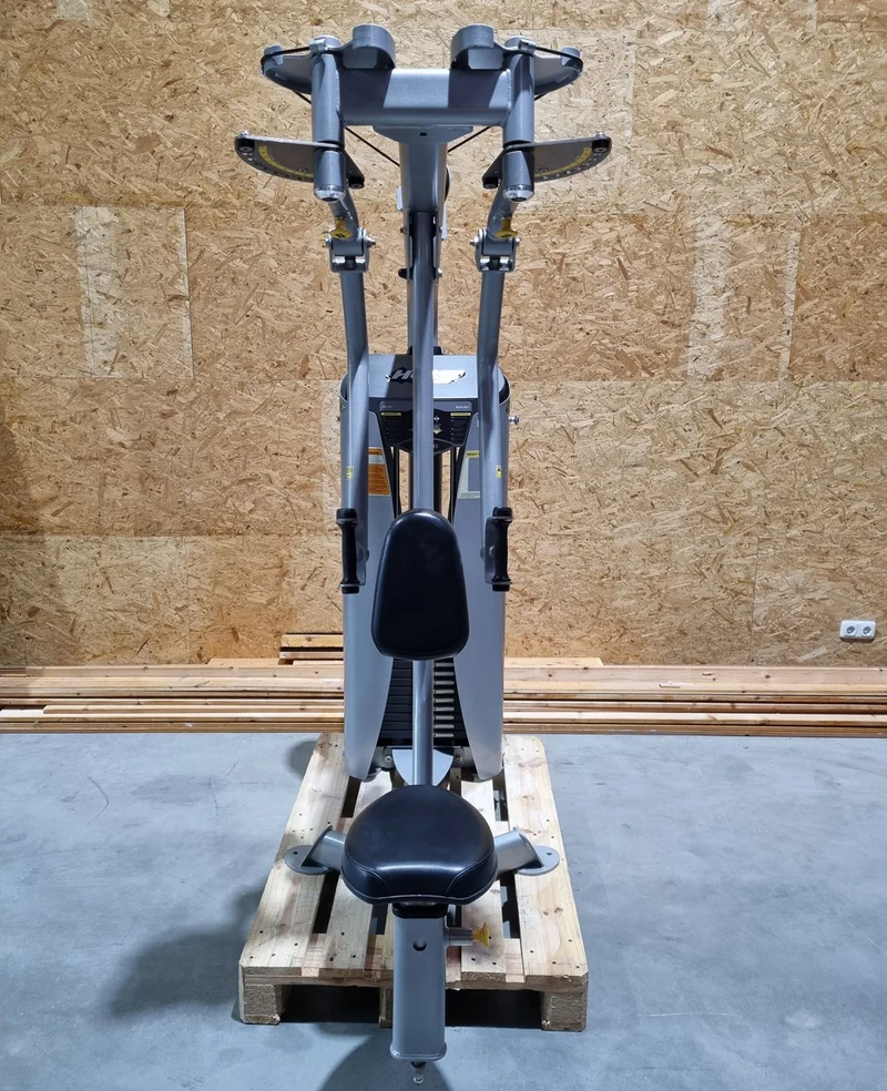 Hoist Dual Series Butterfly und Butterfly Reverse - 2 in 1 Kombimaschine, HD-3900 mit drehbaren Griffen, Rahmenfarbe Silber, Polsterfarbe Schwarz, gebraucht - überholter Zustand