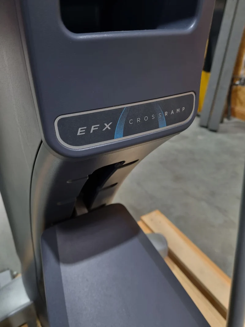 Precor 6 Cardioeräte im Set, nur 3 Jahre alt, neue Modelle, Laufband, AMT, Crosstrainer EFX, Ergometer, Recumbent etc, gebraucht - überholter Zustand