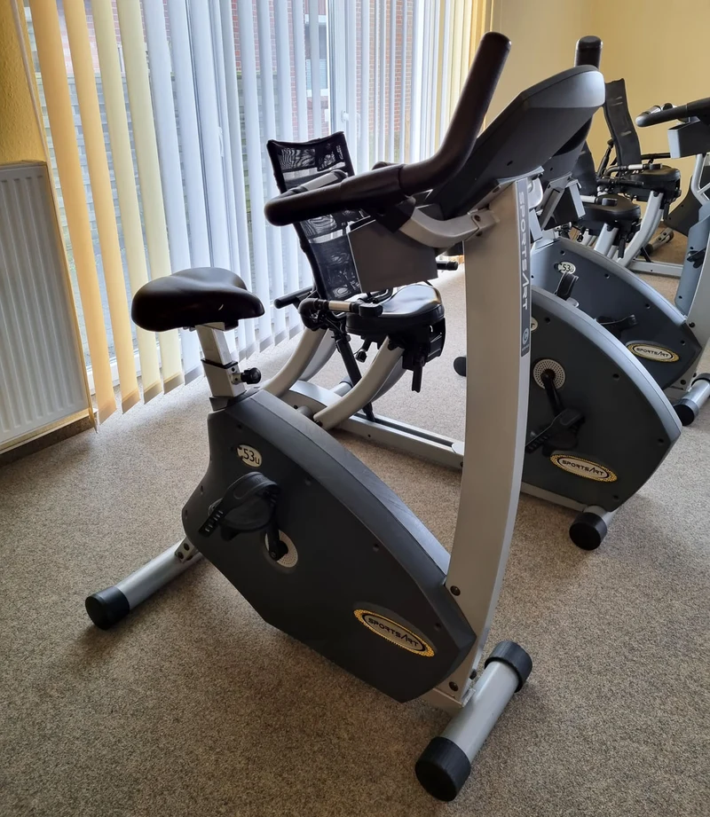 SportsArt Ergometer C53u Upright Bike, gebraucht - überholter Zustand