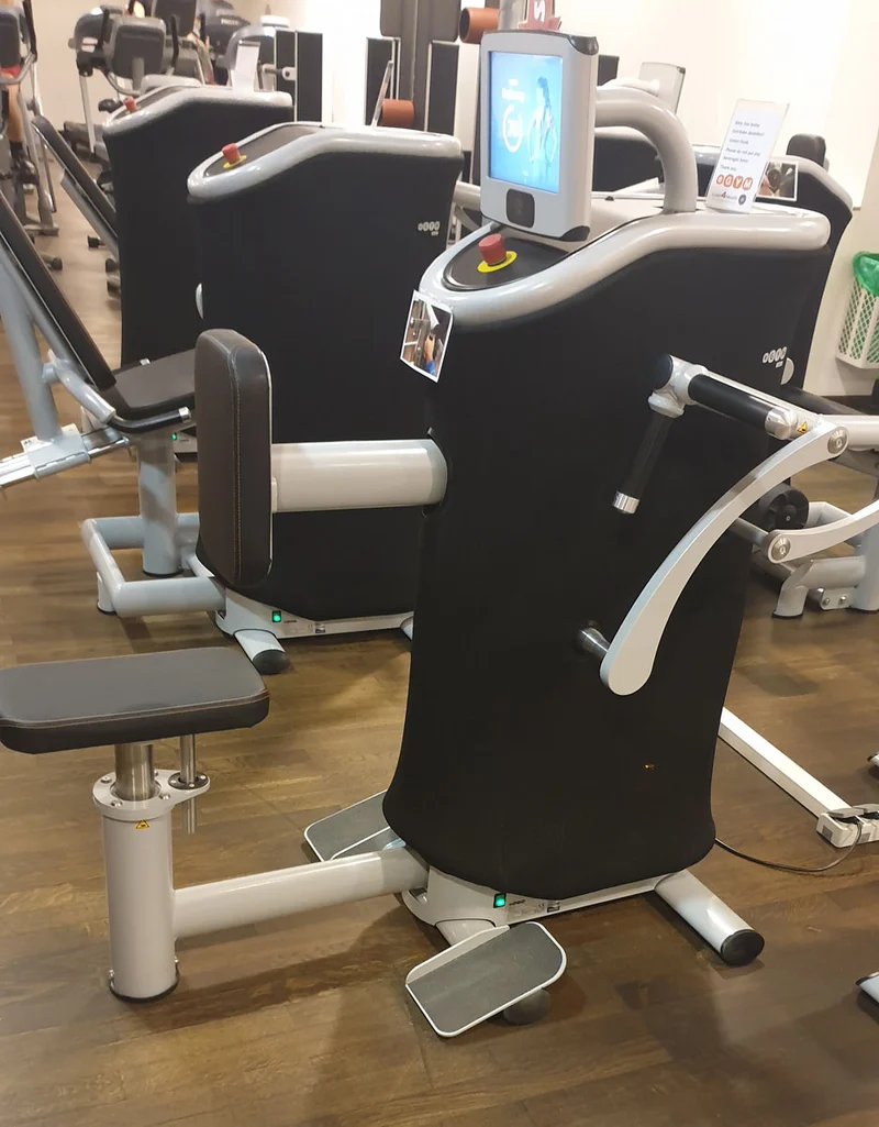 eGym 7er Kraft Zirkel, 7 Kraftgeräte, inkl. Software, Logistik, Einrichtung, All inclusive Paket, Baujahr 2014, gebraucht - überholter Zustand