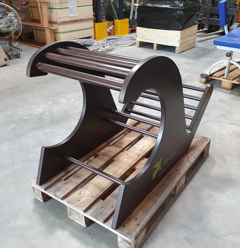 Fle-xx Brücke. Dehngerät, Hüftbeuger und Bauch, Basic Serie aus dunklem Holz, gebraucht