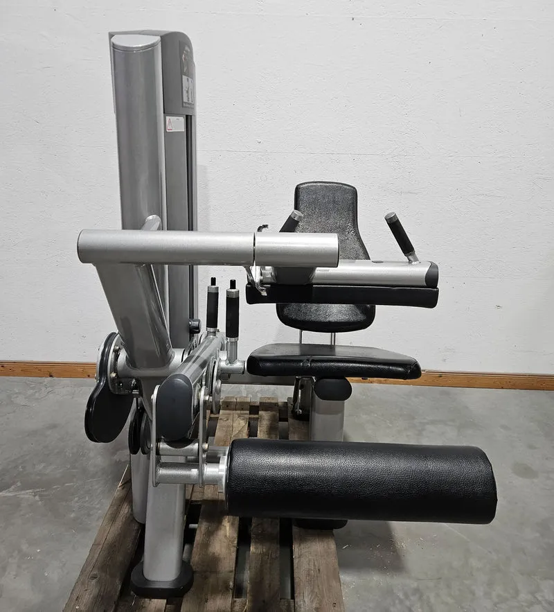 Life Fitness Set 19 Kraftgeräte, Signature und Pro2 Serie, Rahmen Silber, Polster Schwarz, gebraucht - überholter Zustand