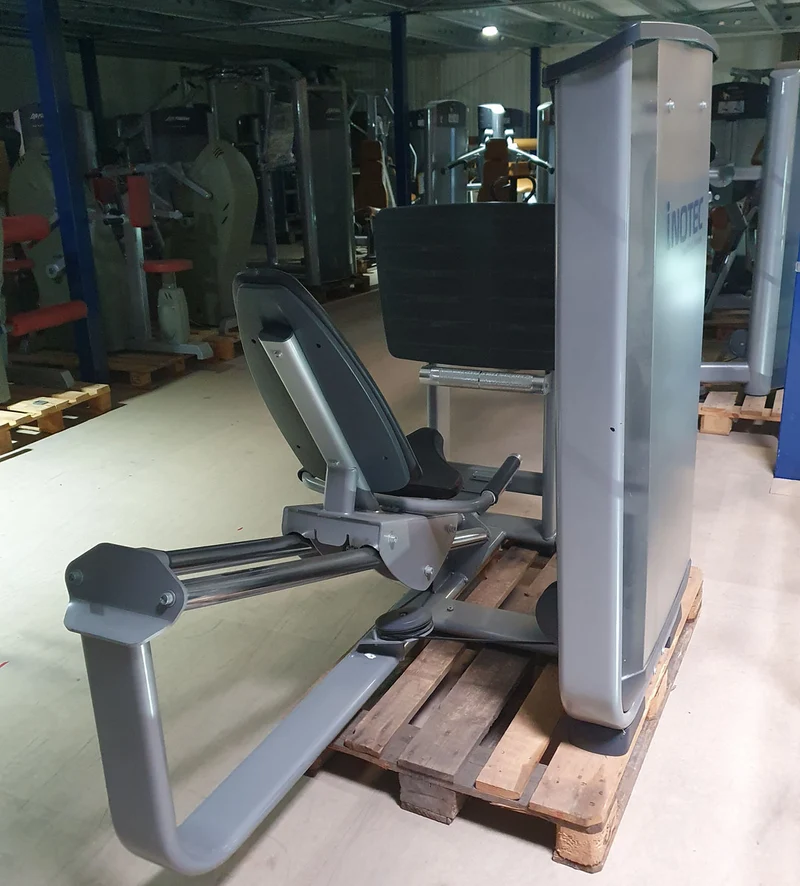 Inotec Beinpresse, Leg Press, Rahmenfarbe Silber, Polsterfarbe Schwarz, gebraucht - überholter Zustand