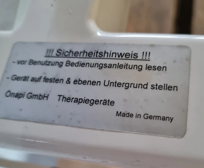 Önapi Tedavi Vojta MD Therapieliege Massageliege, extra breit, elektrisch höhenverstellbar, Medizinprodukt Behandlungsliege, Rahmenfarbe Weiß, Polsterfarbe Blau, gebraucht