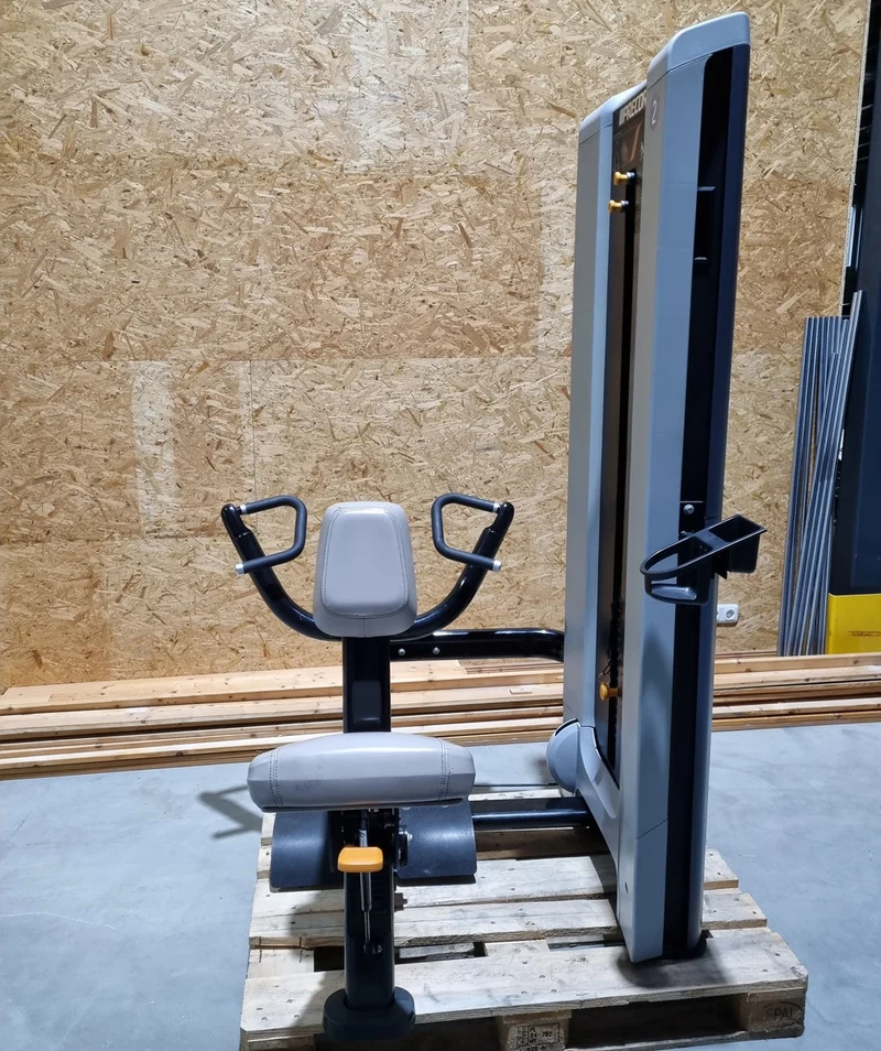 Precor Rudern mit Bruststütze, Row, Lat-Rudern, Rahmenfarbe Schwarz, Polsterfarbe Grau, gebraucht - überholter Zustand