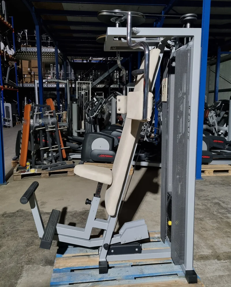 Technogym Butterfly, Pectoral Fly, Silverline, Rahmenfarbe Silber, Polsterfarbe Beige, gebraucht - geprüfter Zustand