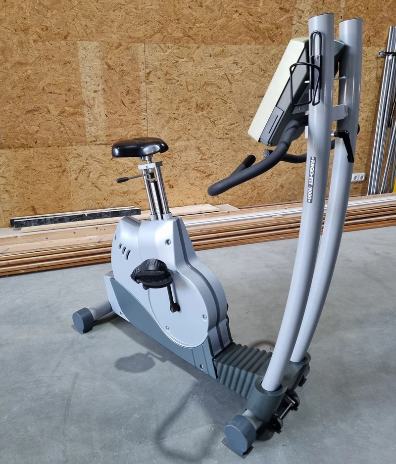 Ergo-Fit Cycle 3000 Ergometer Fahrrad Bike, gebraucht - überholter Zustand - neues Display vom 4000er Modell