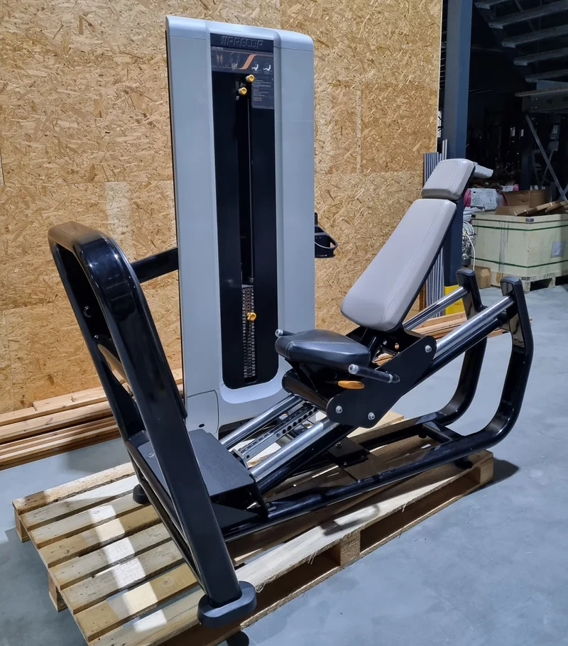 Precor Beinpresse sitzend, LegPress seated, Rahmenfarbe Schwarz, Polsterfarbe Grau, gebraucht - überholter Zustand