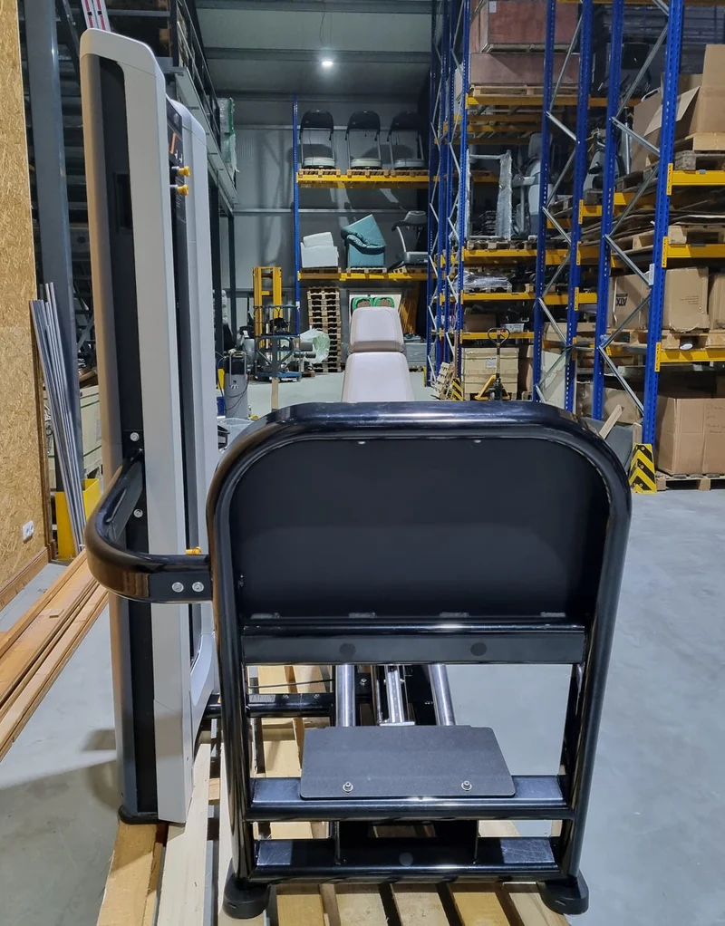 Precor Beinpresse sitzend, LegPress seated, Rahmenfarbe Schwarz, Polsterfarbe Grau, gebraucht - überholter Zustand