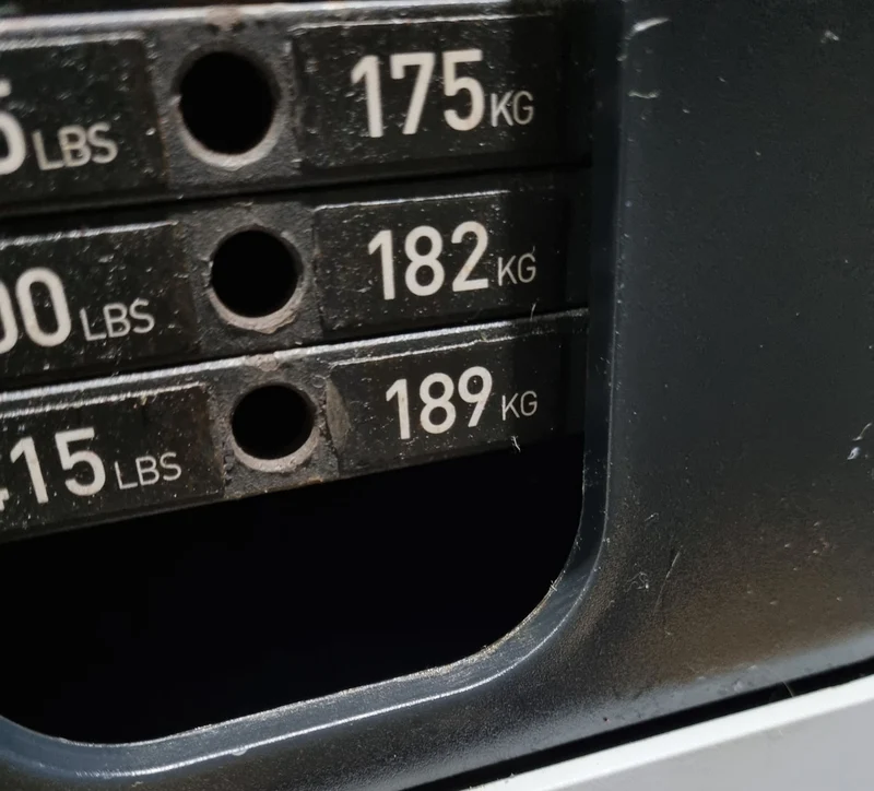 Precor Beinpresse sitzend, LegPress seated, Rahmenfarbe Schwarz, Polsterfarbe Grau, gebraucht - überholter Zustand