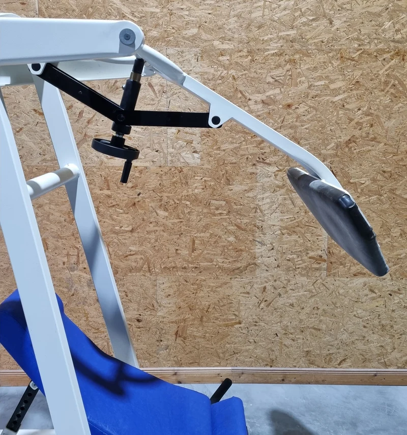 Schnell Beinpresse 45° Legpress, Beinpress-Maschine aus der Target Kompakt Line - Oldschool Bodybuilding, Rahmenfarbe Weiß, gebrauchter - überholter Zustand