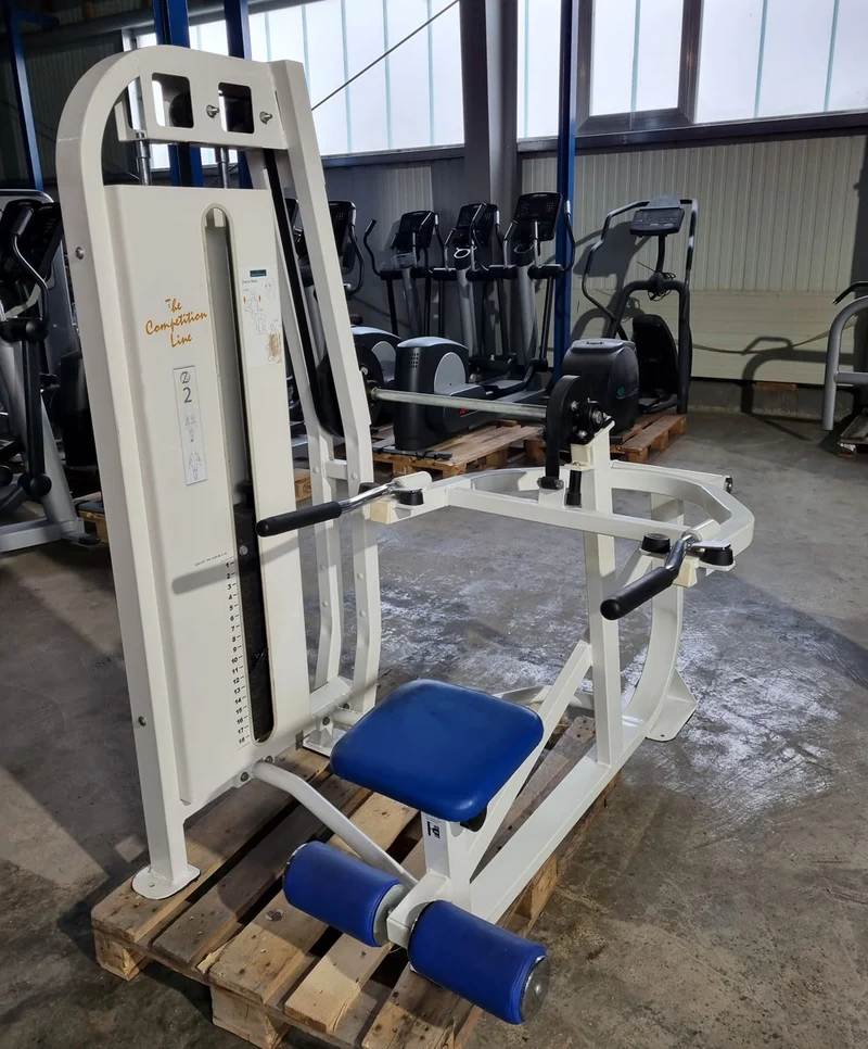 Competition Line Trizepsmaschine Dip, Triceps Extension Dip, Rahmenfarbe Weiß, Polsterfarbe Blau, gebraucht - überholter Zustand