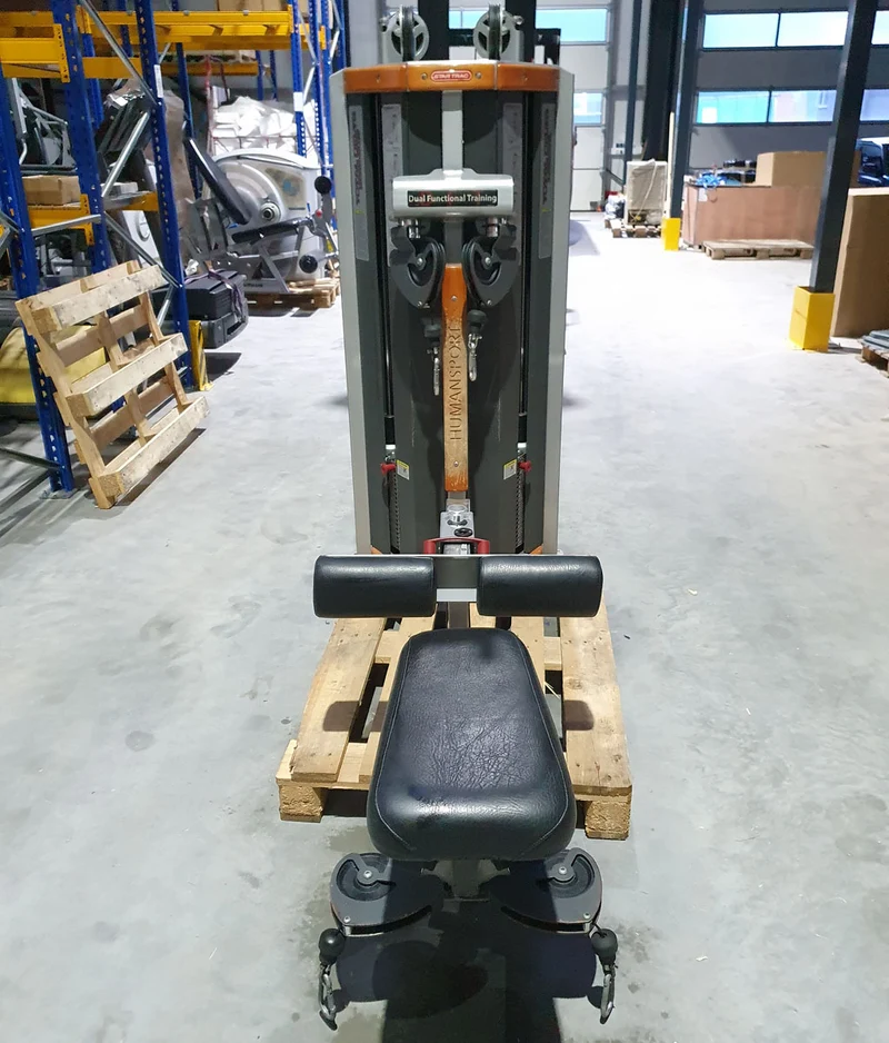 Star Trac Human Sport - Arm-. Rücken- und Schultertraining, Total Delts and Rear-Row - 2 in 1 Dual Functional Kombimaschine, gebraucht - überholter Zustand