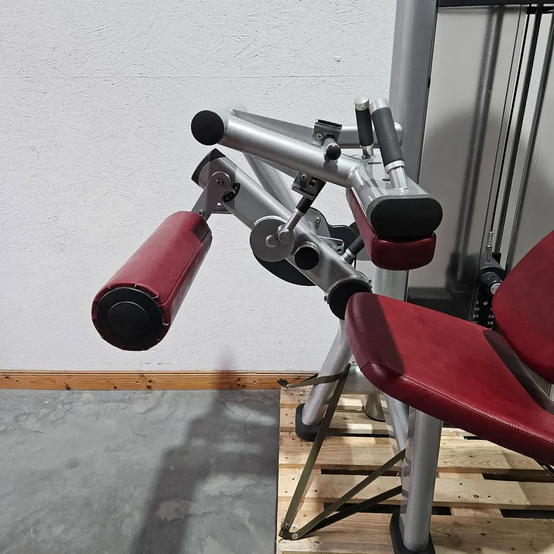 Life Fitness Beinbeuger sitzend, Leg Curl, Signature Serie, 135kg Gewichtsblock, Rahmenfarbe Silber, gebraucht - überholter Zustand