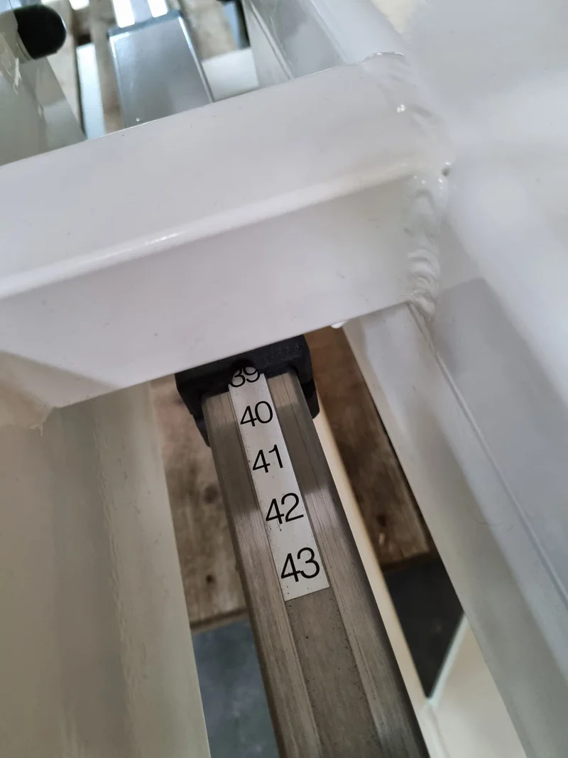 Kaphingst Funktionsstemme, verstellbare Beinpresse, mit Kippkreisel, MPG, Rahmenfarbe Weiß, Polsterfarbe Blau, gebraucht - überholter Zustand