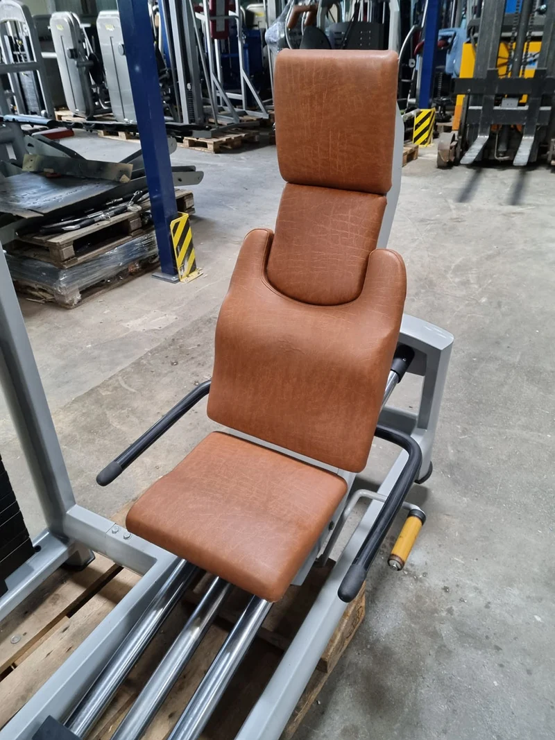 Jimsa Beinpresse sitzend, Leg Press, 220kg, Rahmenfarbe Silber, Polsterfarbe Braun, gebraucht - überholter Zustand