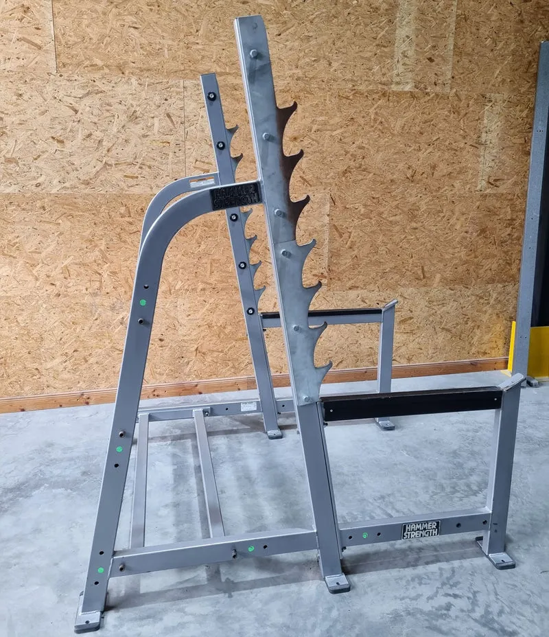 Hammer Strength Kniebeugenständer, Olympic Squat Rack O-SR, Rahmenfarbe Silber, gebraucht - überholter Zustand
