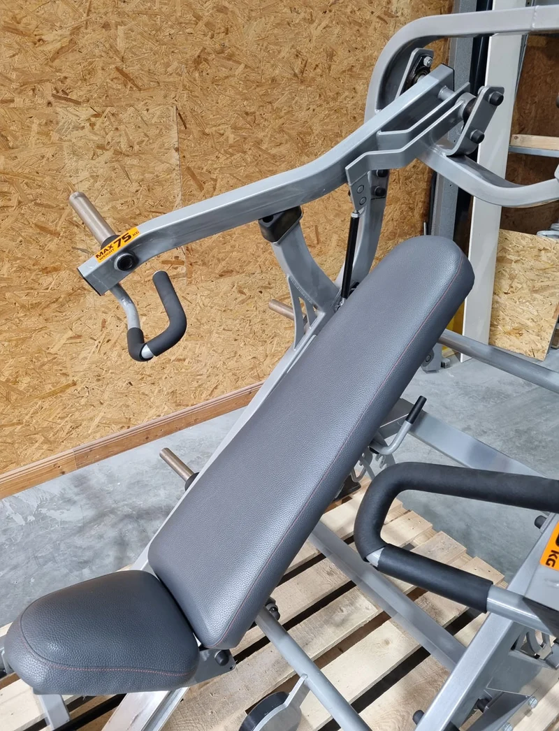 Plate loaded Set, 11 Kraftgeräte, Hammer Strength Nachbau, gebraucht - geprüfter Zustand