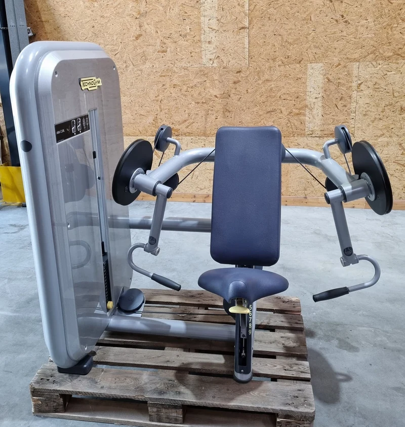 TechnoGym Bizepsmaschine, Arm Curl, Element Line, Rahmenfarbe Silber, Polsterfarbe Taubenblau, gebraucht - überholter Zustand