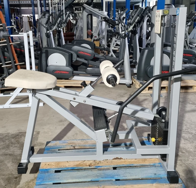 Technogym Seated Calf Sitting Wadenmaschine sitzend, Sitting Calf, Silverline, Oldschool, Rahmenfarbe Silber, gebraucht mit Gebrauchsspuren