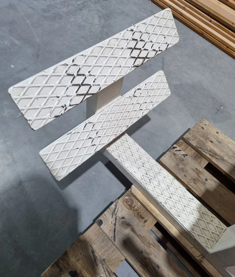 L+K Waden-Raiser , Classic Line, Wadenpresse, Wadenmaschine, Rahmenfarbe Weiß, gebrauchter mit Gebrauchsspuren, geprüfter Zustand