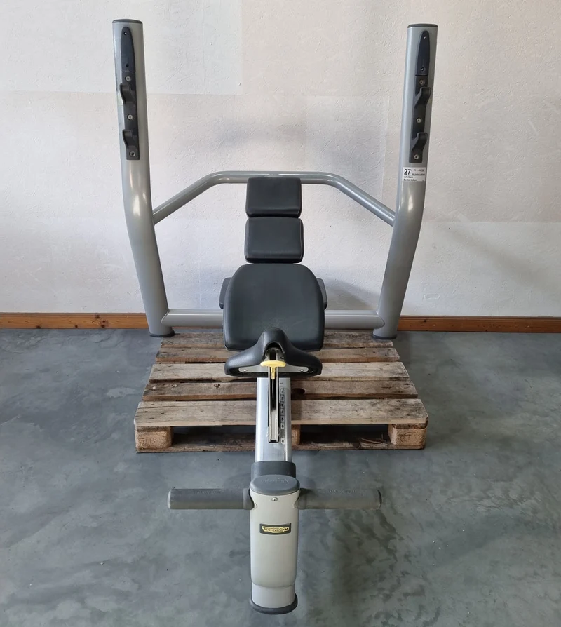 Technogym Schrägdrückerbank, Olympic Inclined Bench, Hantelbank Schrägbankdrücken, Rahmenfarbe Silber, Selection Line, gebraucht - überholter Zustand
